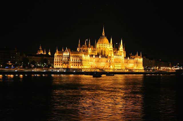 جا گذاشتن قلبم در بوداپست